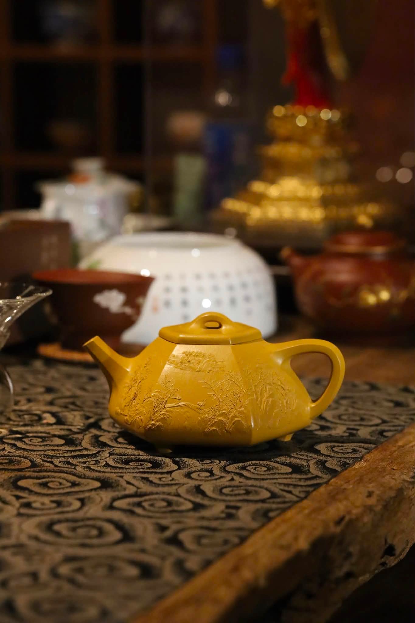 Ấm Tử Sa · Hoàng kim Chu Nê