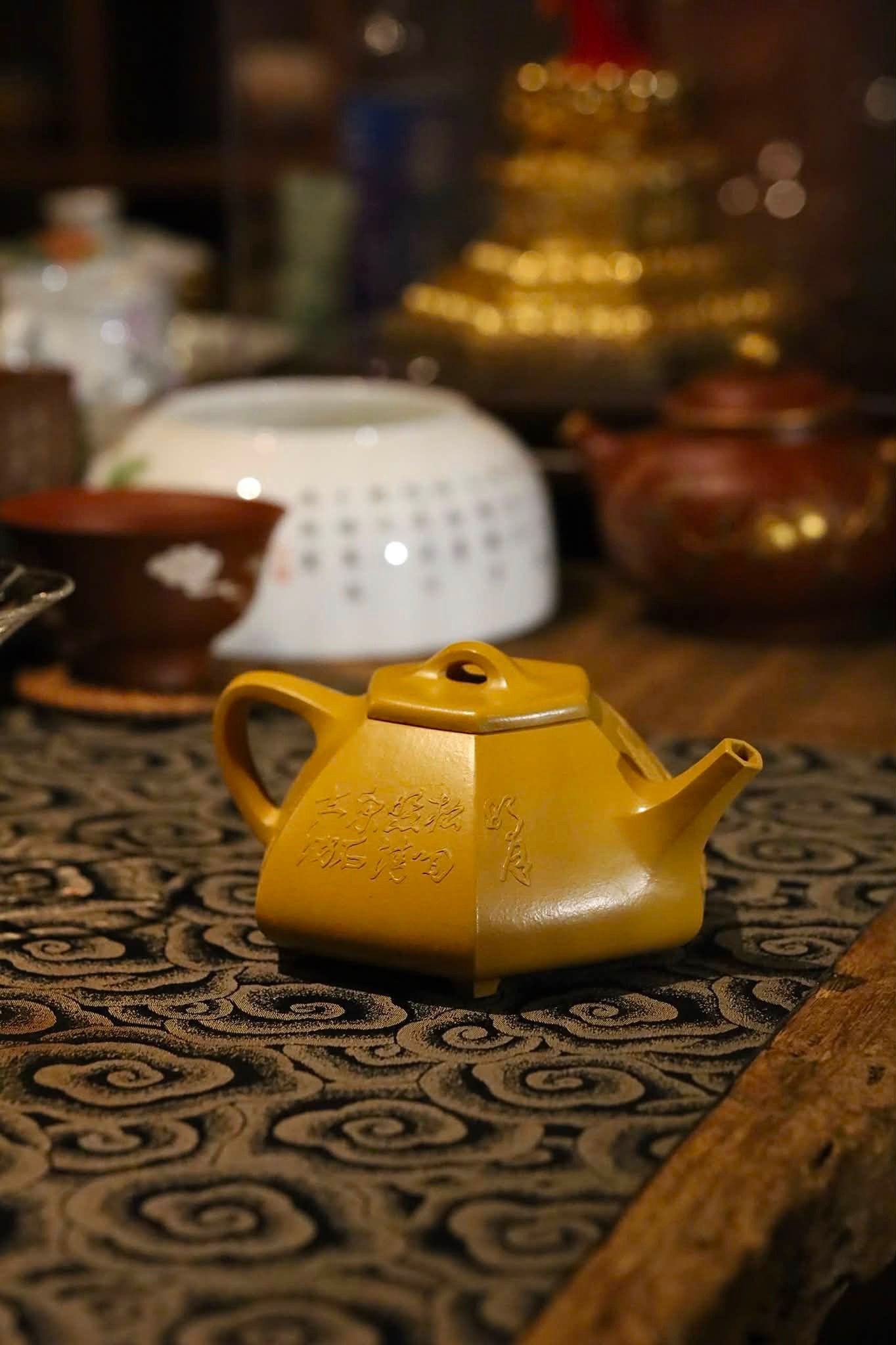 Ấm Tử Sa · Hoàng kim Chu Nê 3