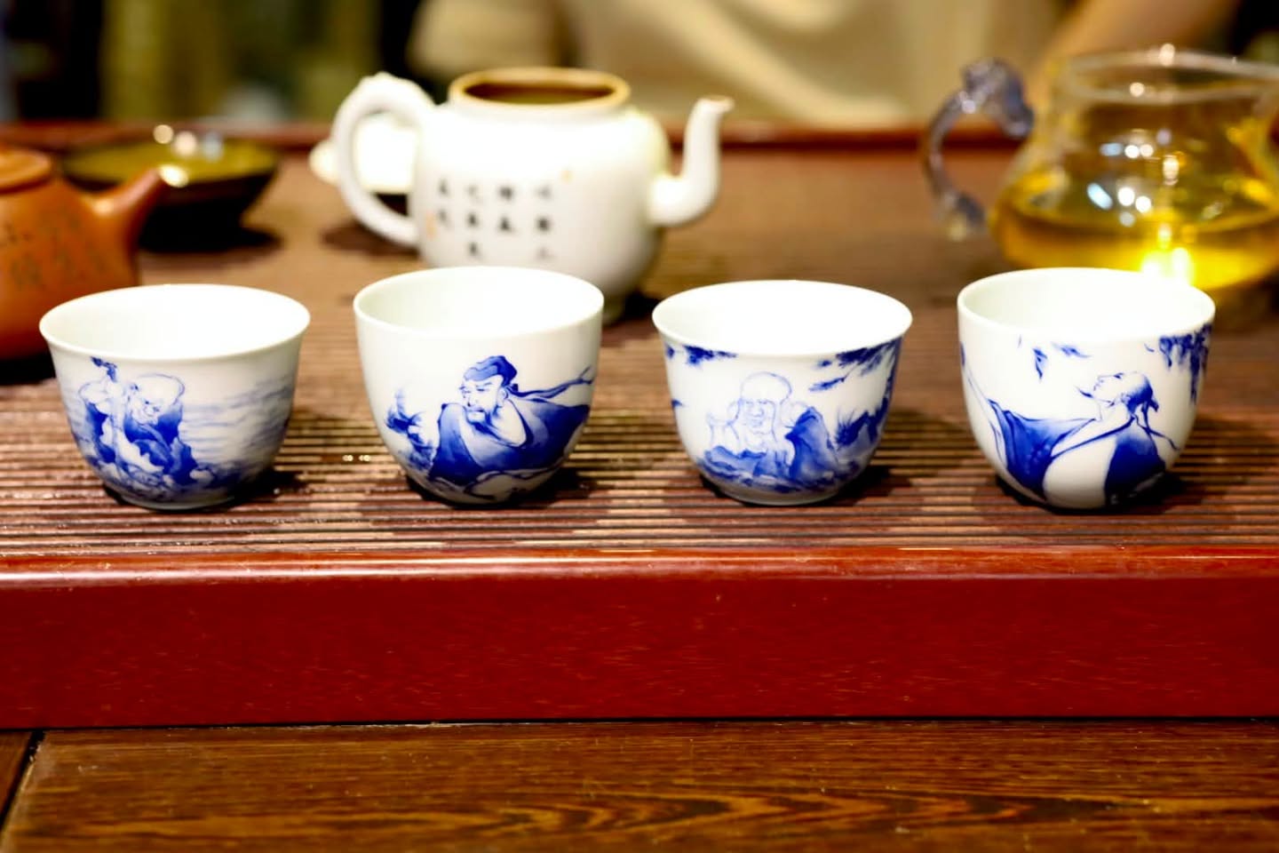 Bâng khuâng chén trà Chiều