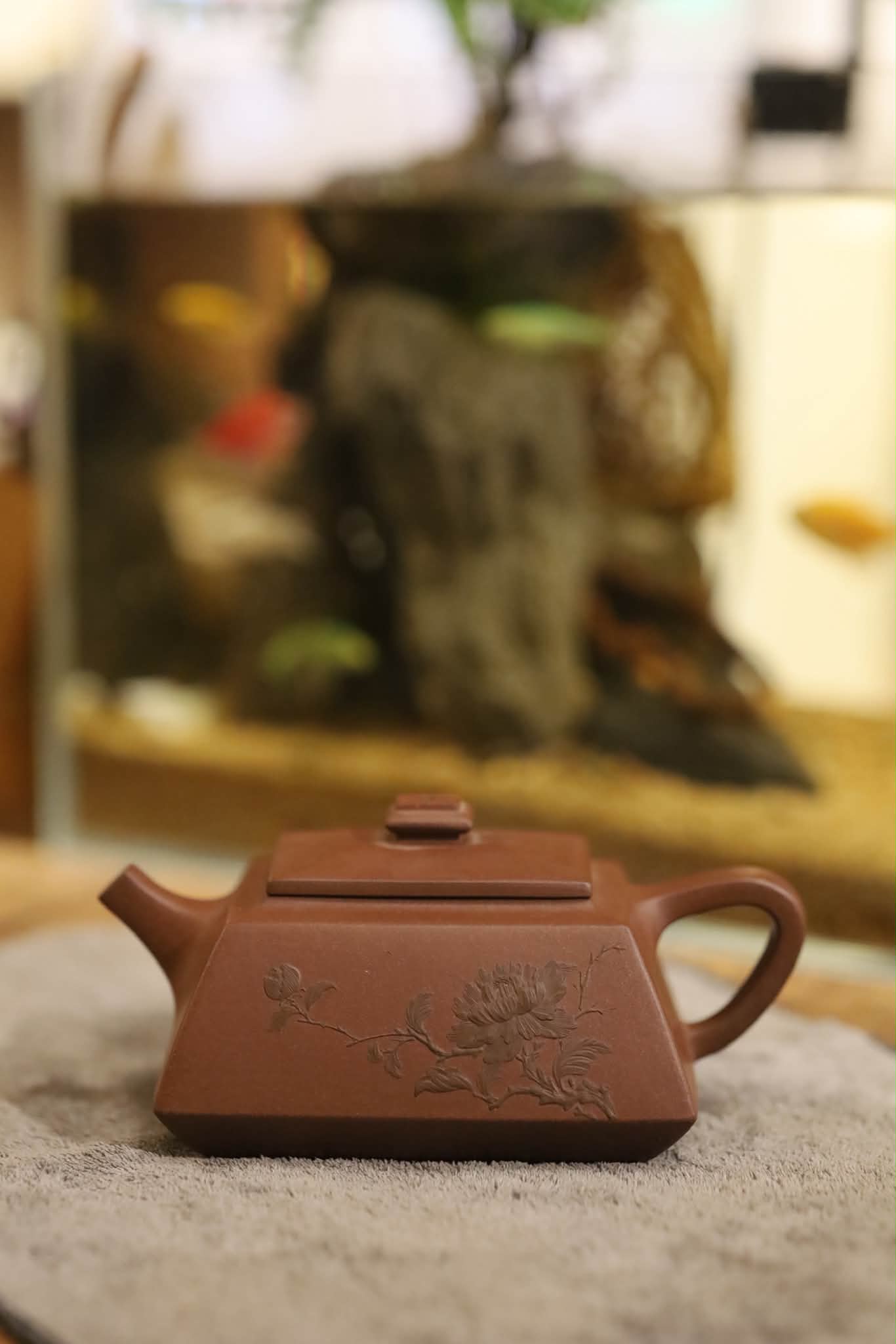 Ấm tứ phương · đáy tào thanh
