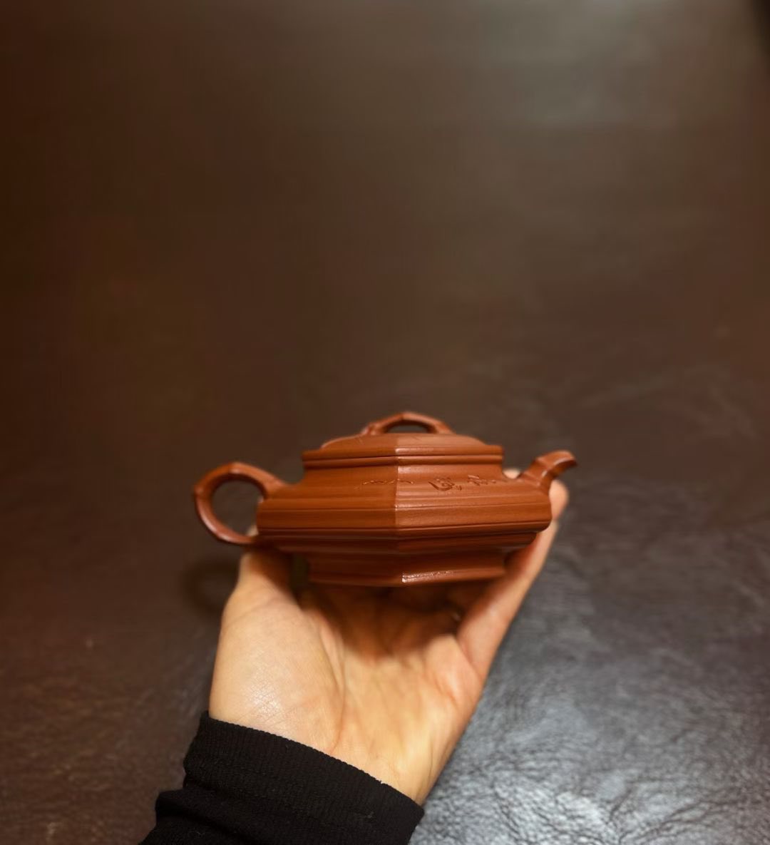 Ấm Lục phương biển phúc · chu sa 3