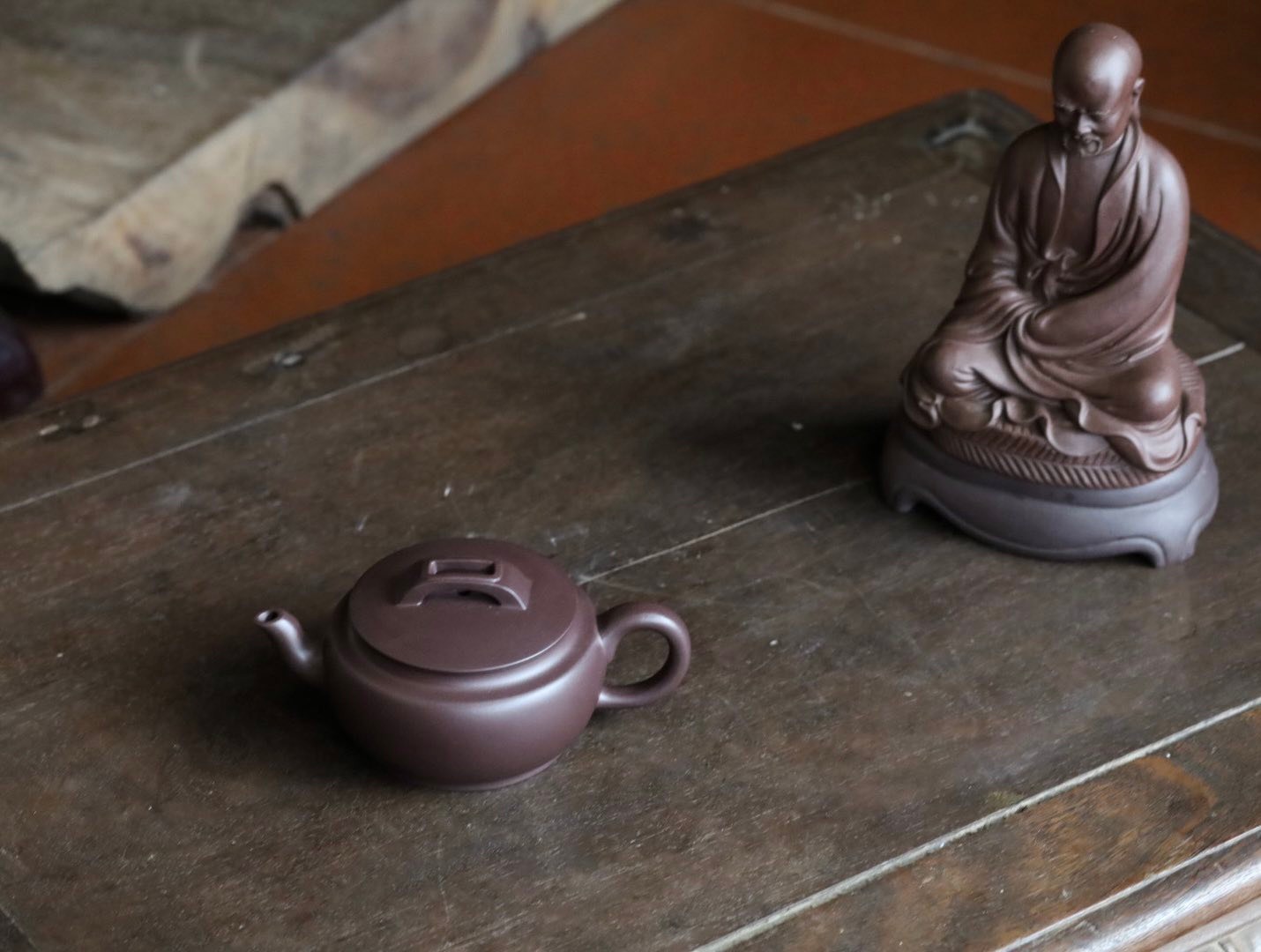 Ấm Thượng Kiều Hồ · tử tím