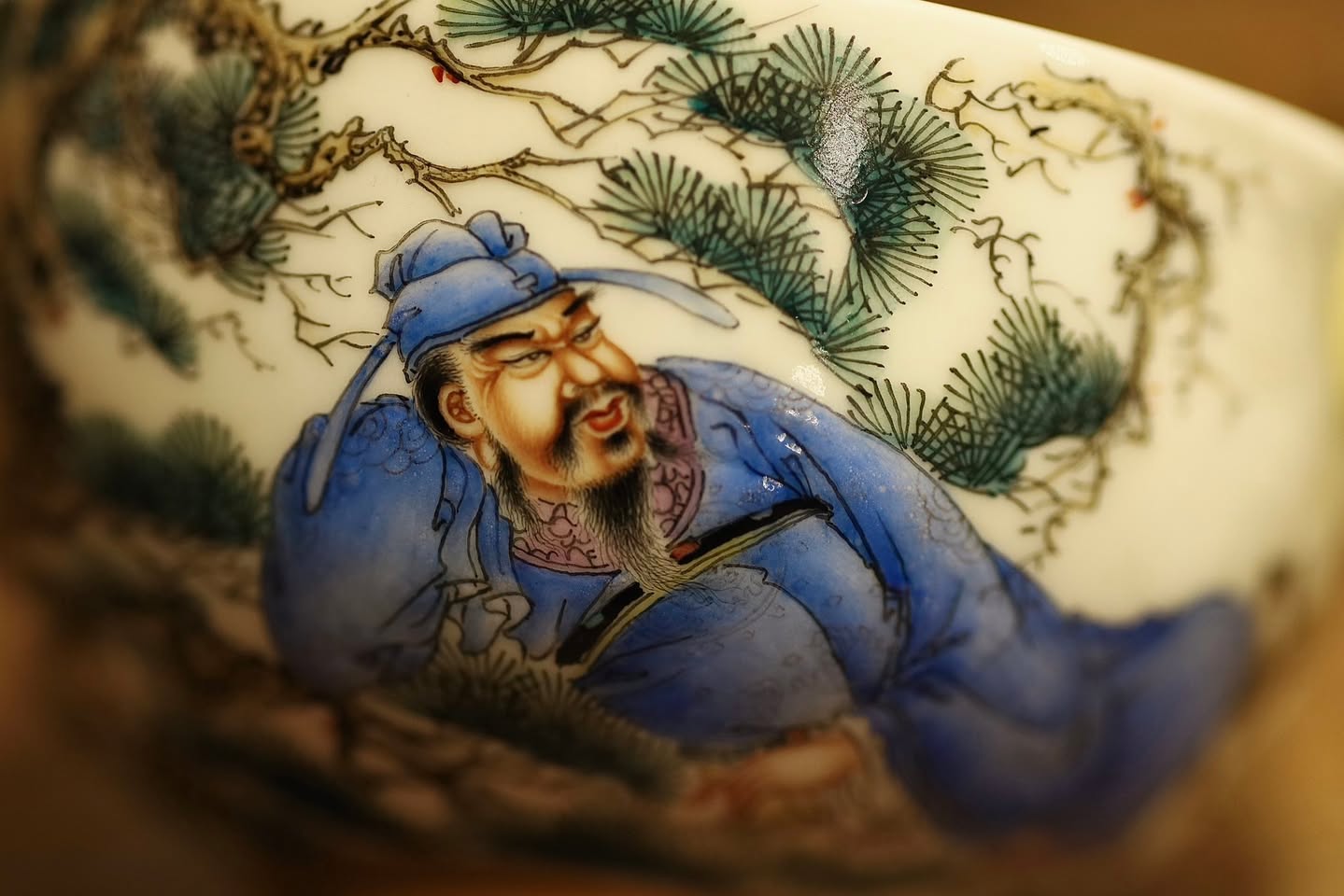 Chén chủ 2