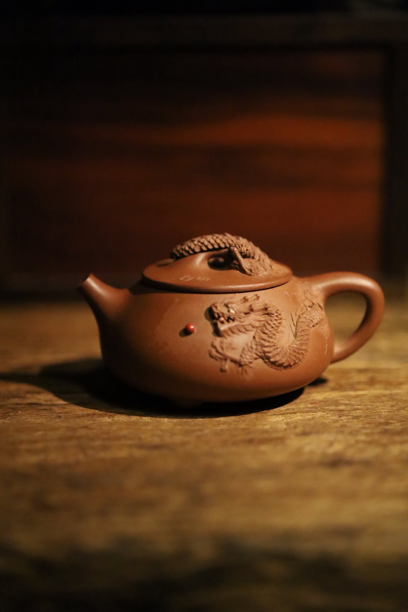 Ấm Thạch Biểu Hán Đường