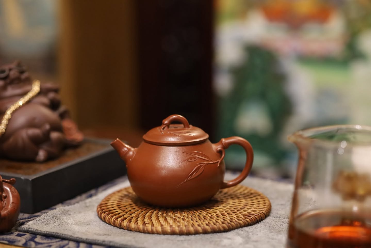 Ấm Tử Sa · chu sa
