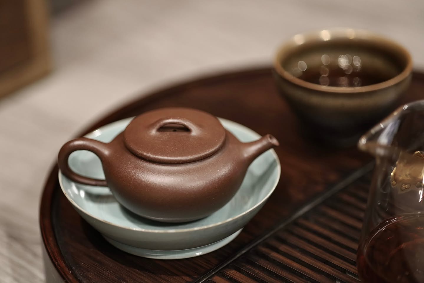 Ấm chất như nước cất