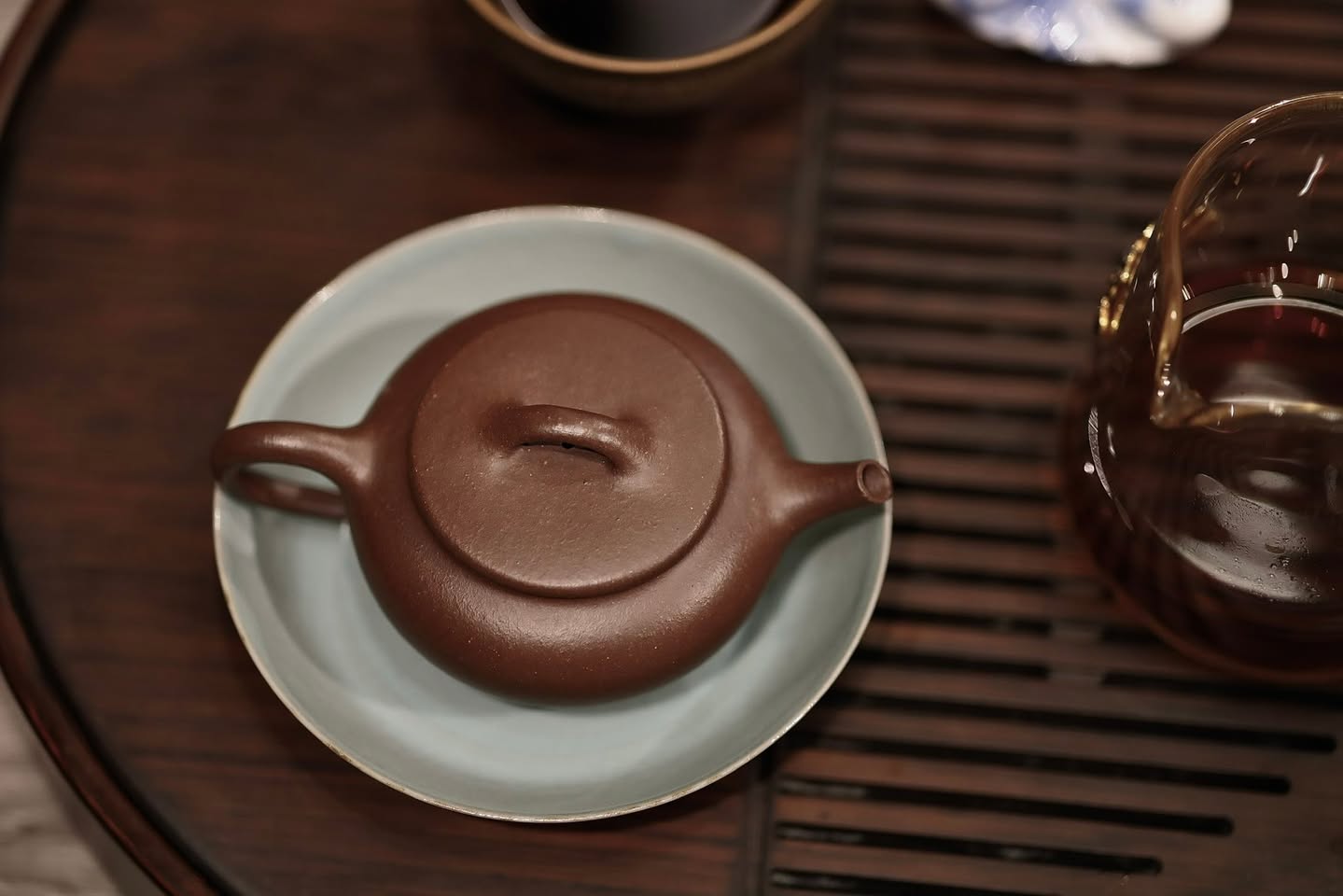 Ấm chất như nước cất 3
