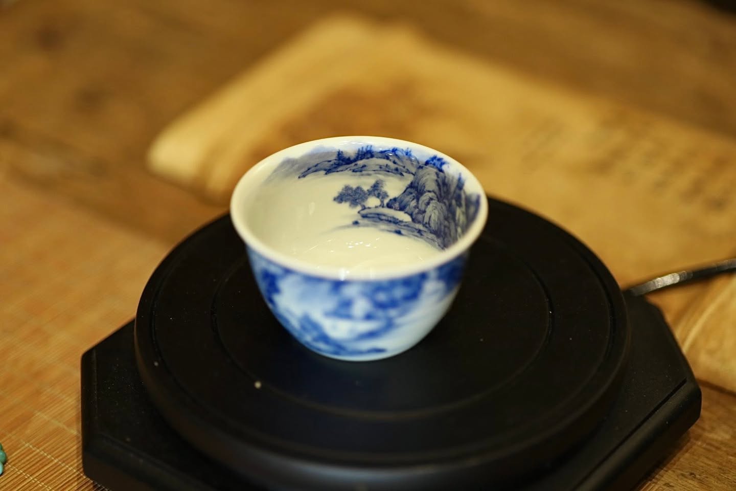 Chén chủ 4