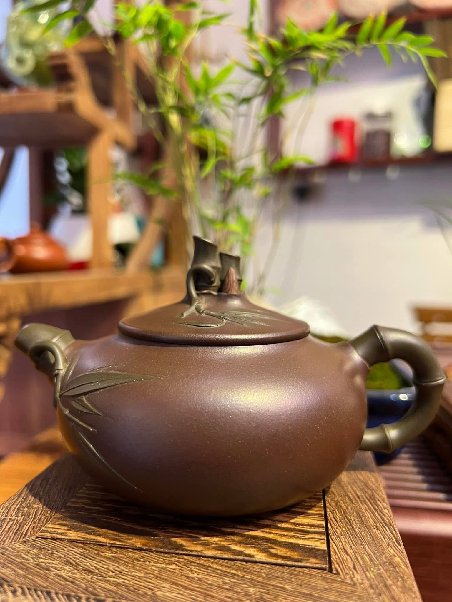 Ấm Tử Sa · tử sa nguyên khoáng