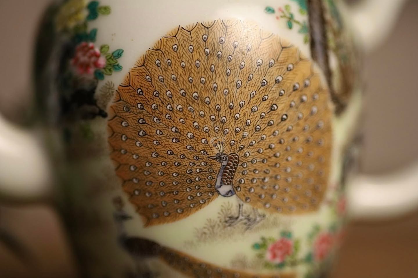 Ấm Mỹ Nhân Kiên 5