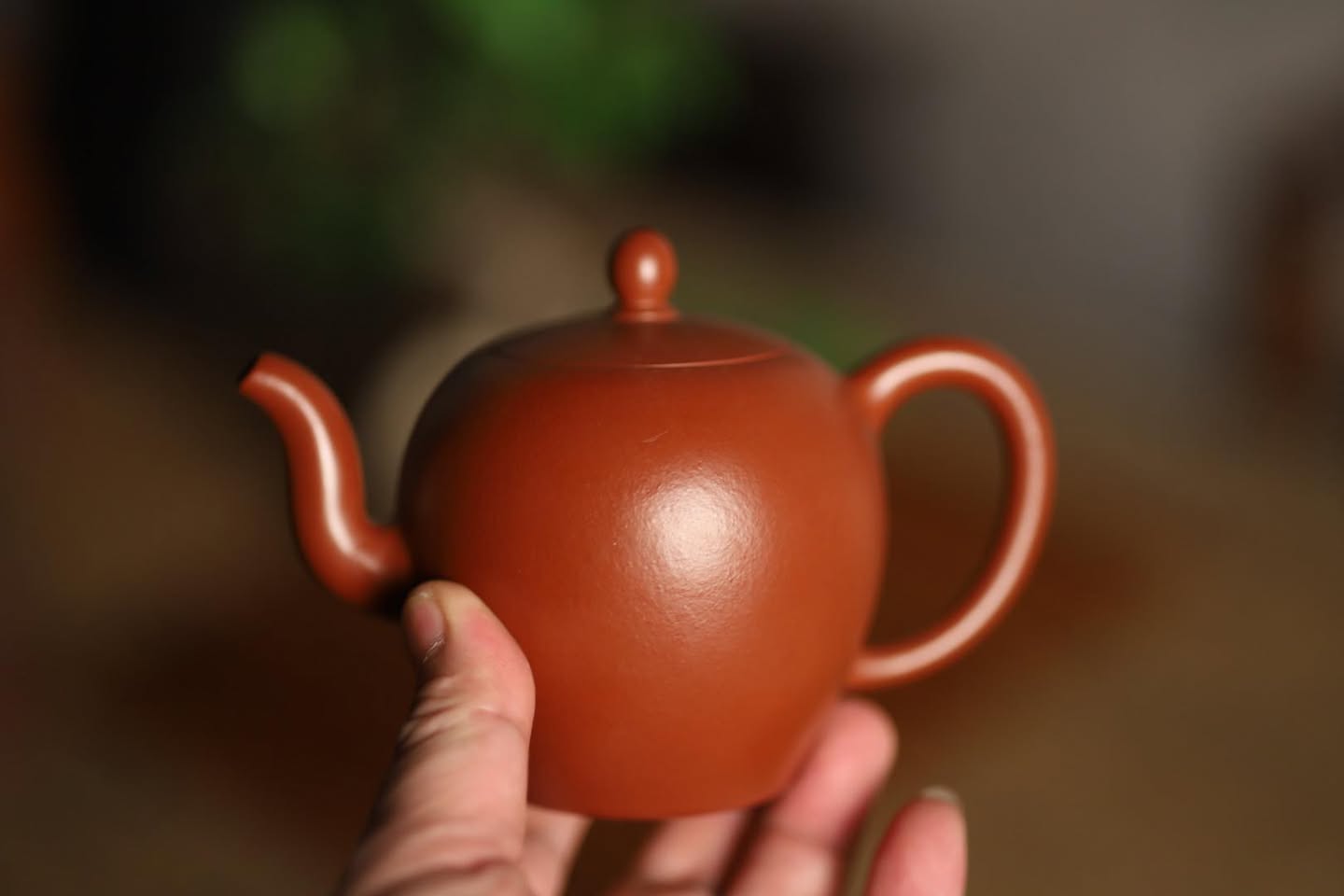Ấm Mỹ Nhân Kiên Hồ · chu sa 4