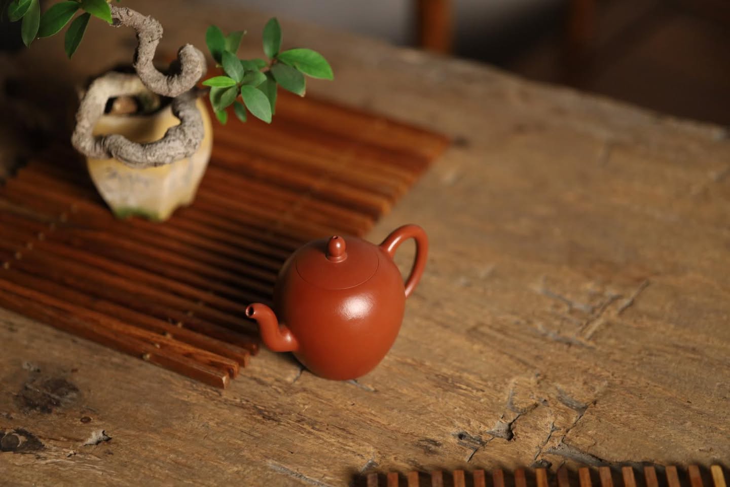 Ấm Mỹ Nhân Kiên Hồ · chu sa 6