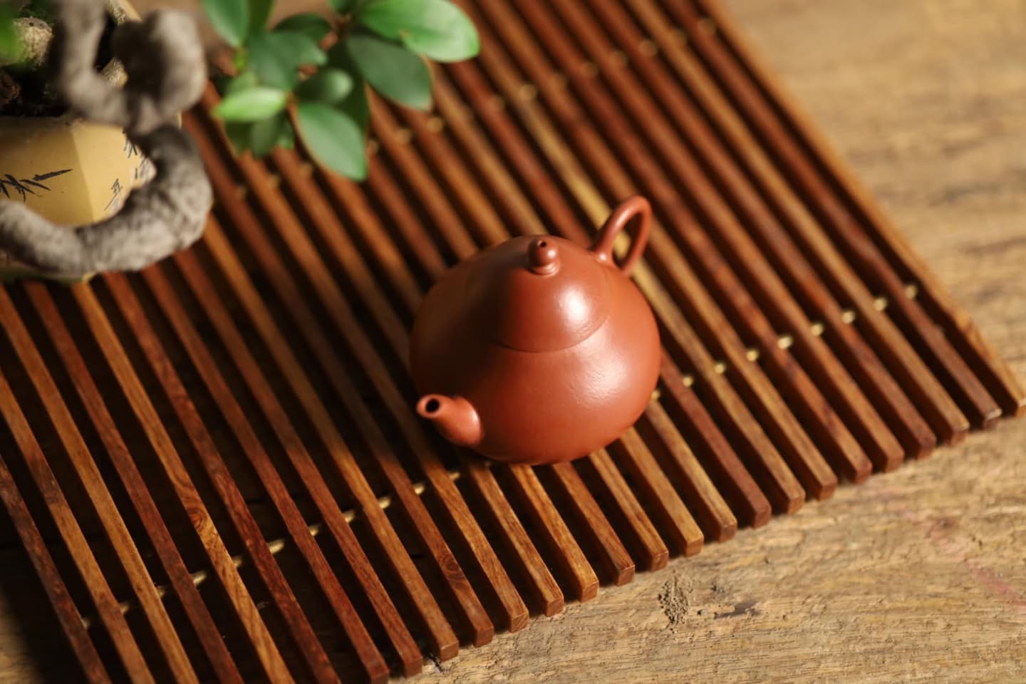 Ấm Văn Đán Hồ · chu sa cũ 2