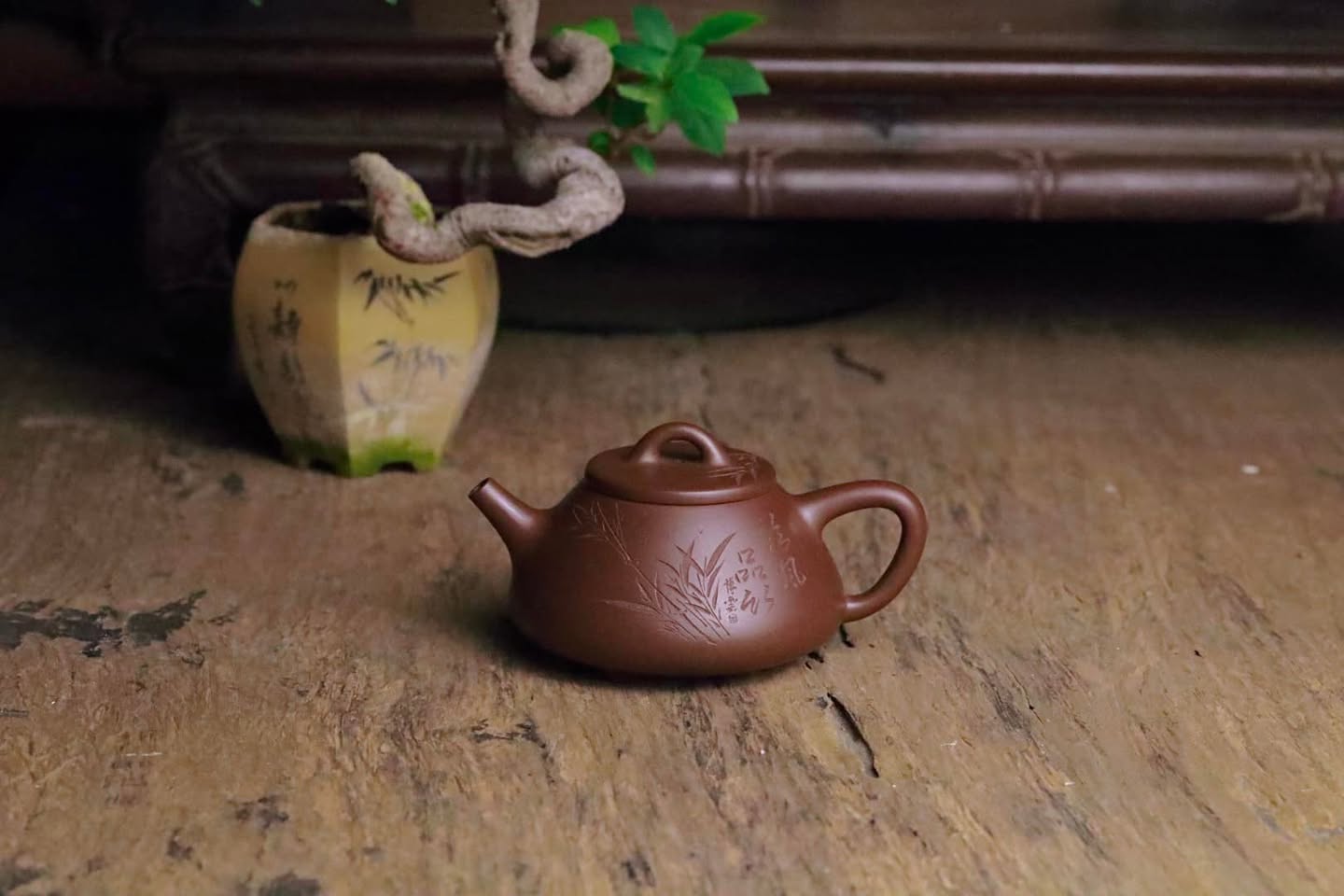 Ấm Tử Sa · Văn Cách Nê