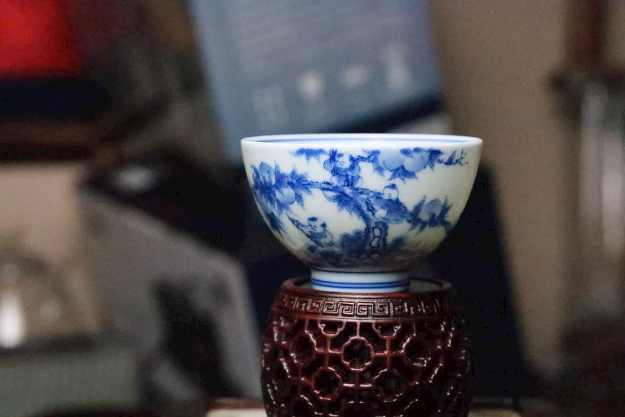 Chén Sứ Vẽ Tay