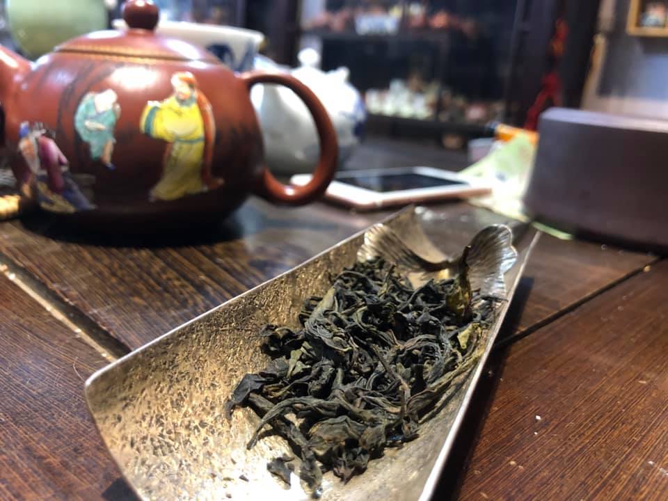 Hũ Đựng Trà Vẽ Tay 3